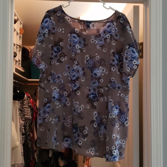 Blouse - Picture 2 of 4